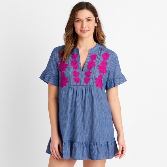 entro Dresses & Skirts - Entro Floral Embroidered Chambray Blue & White Pinstripe Tunic Dress Size Medium